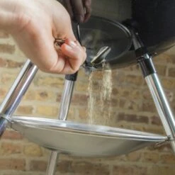 Weber Holzkohle-Kugelgrill Classic Kettle Ø 47 Cm Schwarz -Küchengrill 1523778 AB04